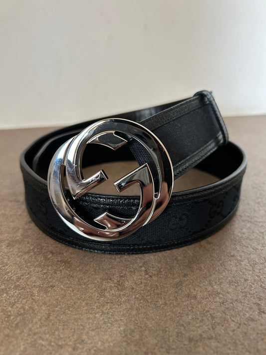 Gucci cintura nera in monogram