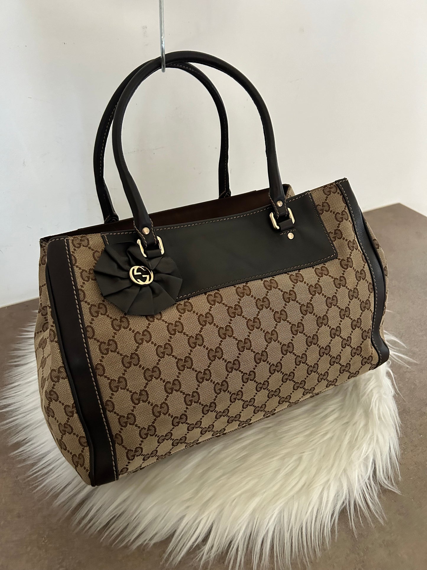 Gucci tote in monogram