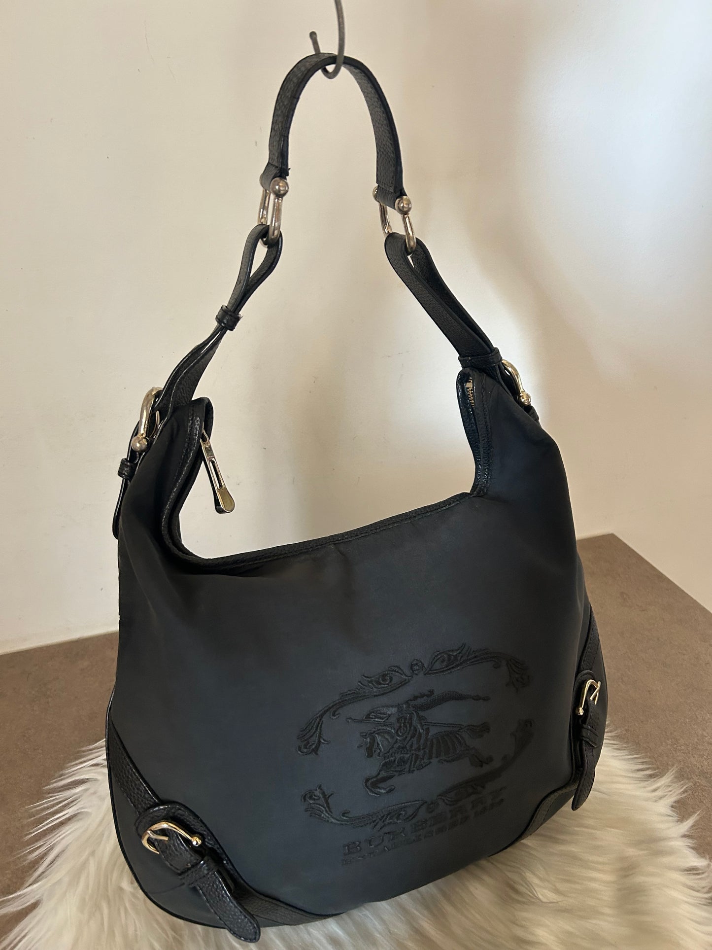 Burberry tote bag logata