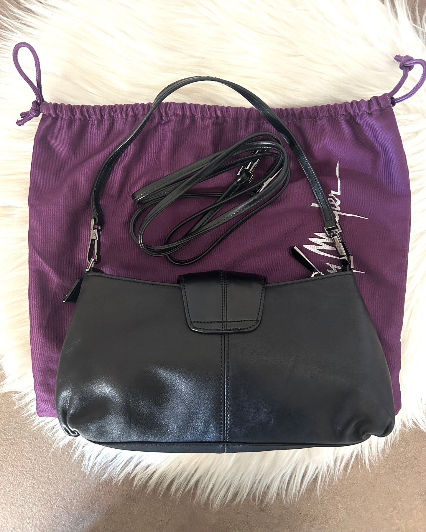 Baguette Thierry Mugler in pelle nera