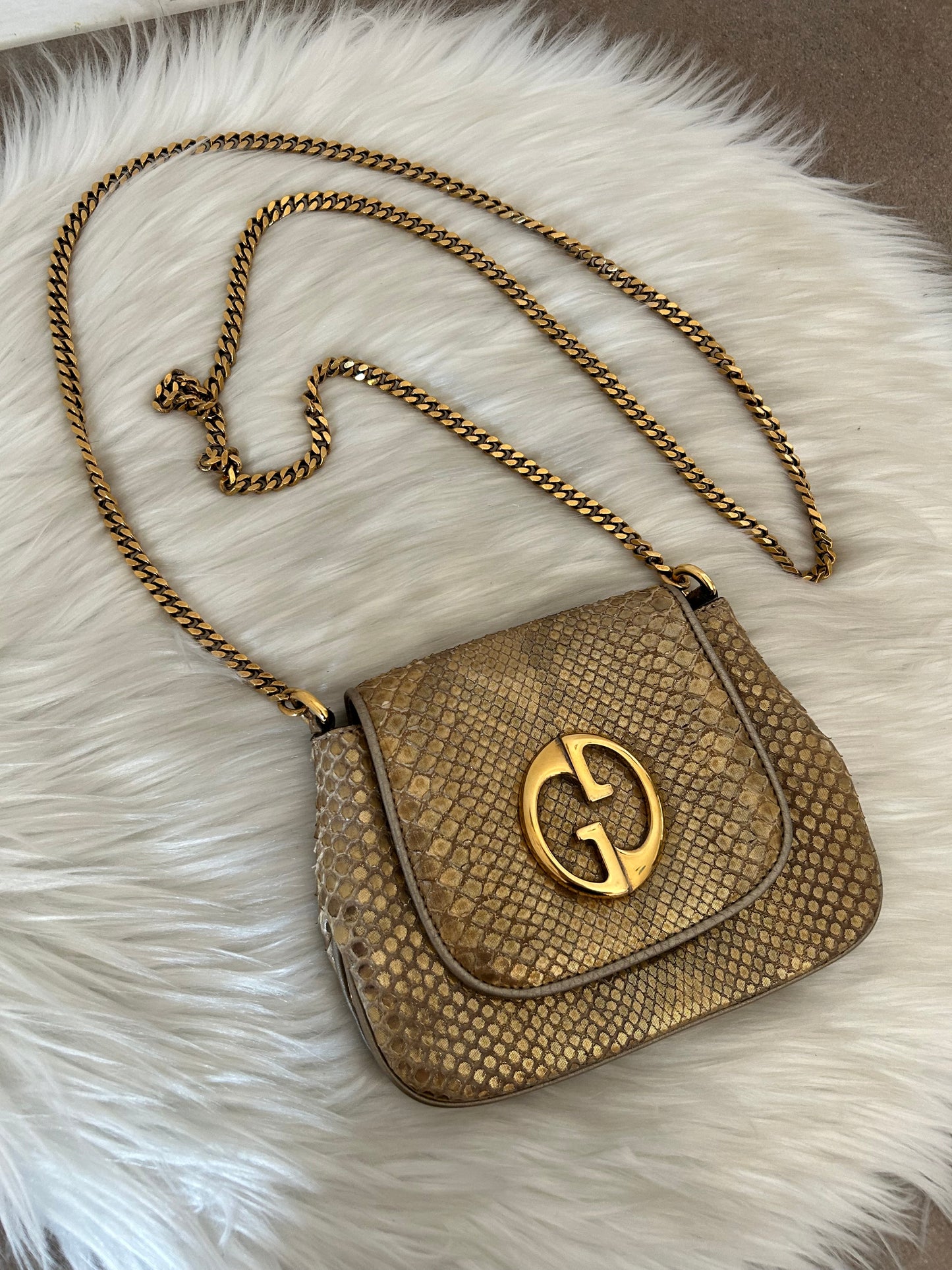 Gucci tracollina in pitone oro