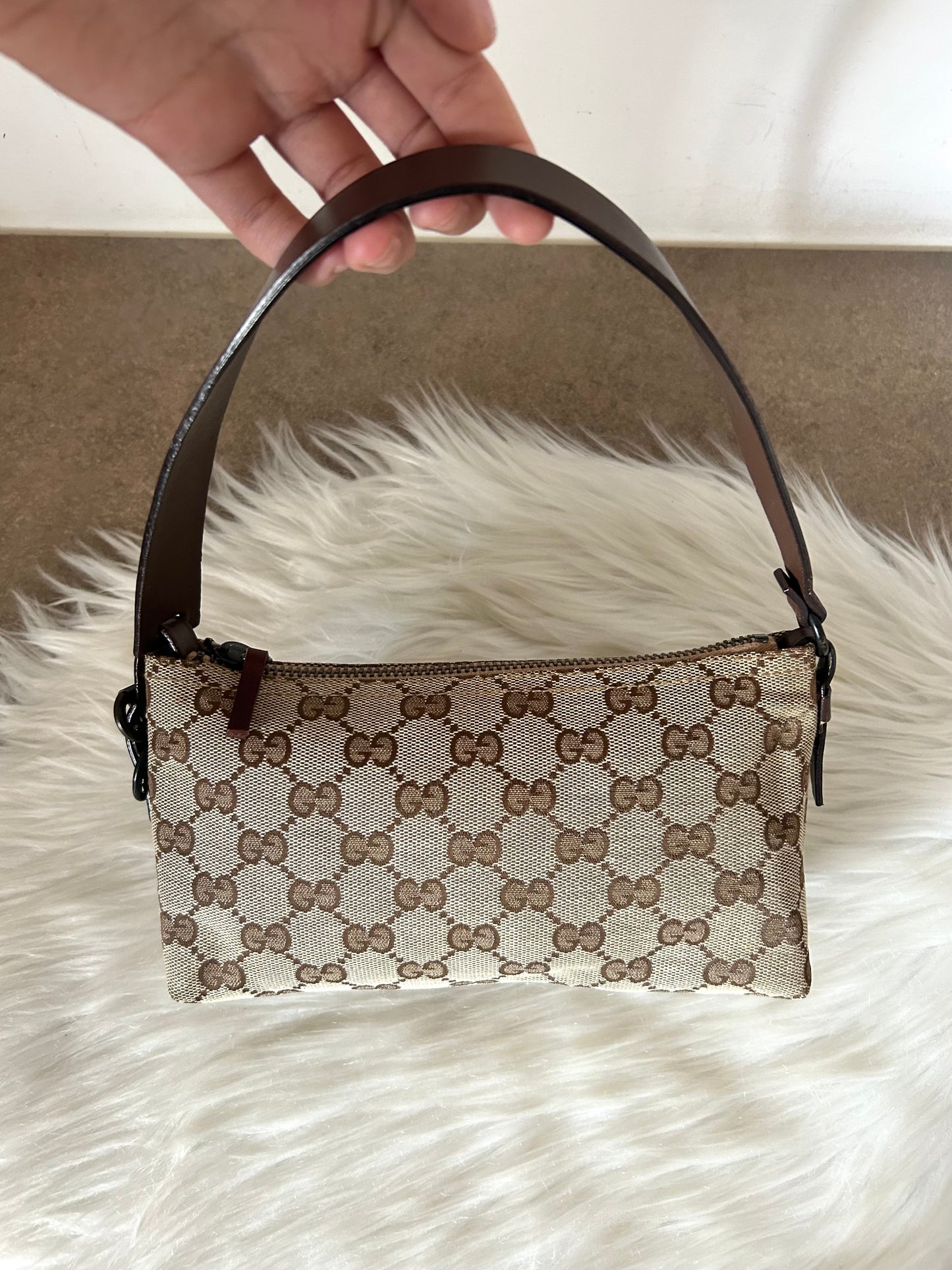Gucci pochette in monogram