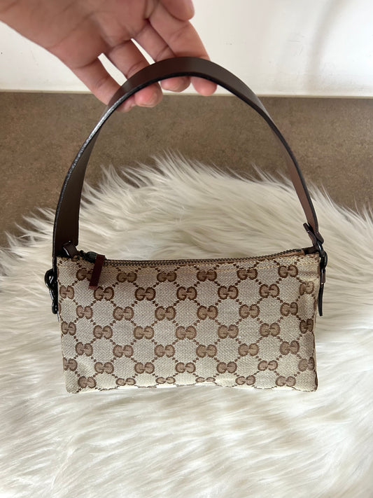 Gucci pochette in monogram