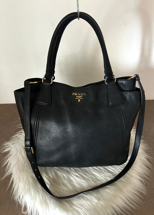 Prada tote in pelle nera