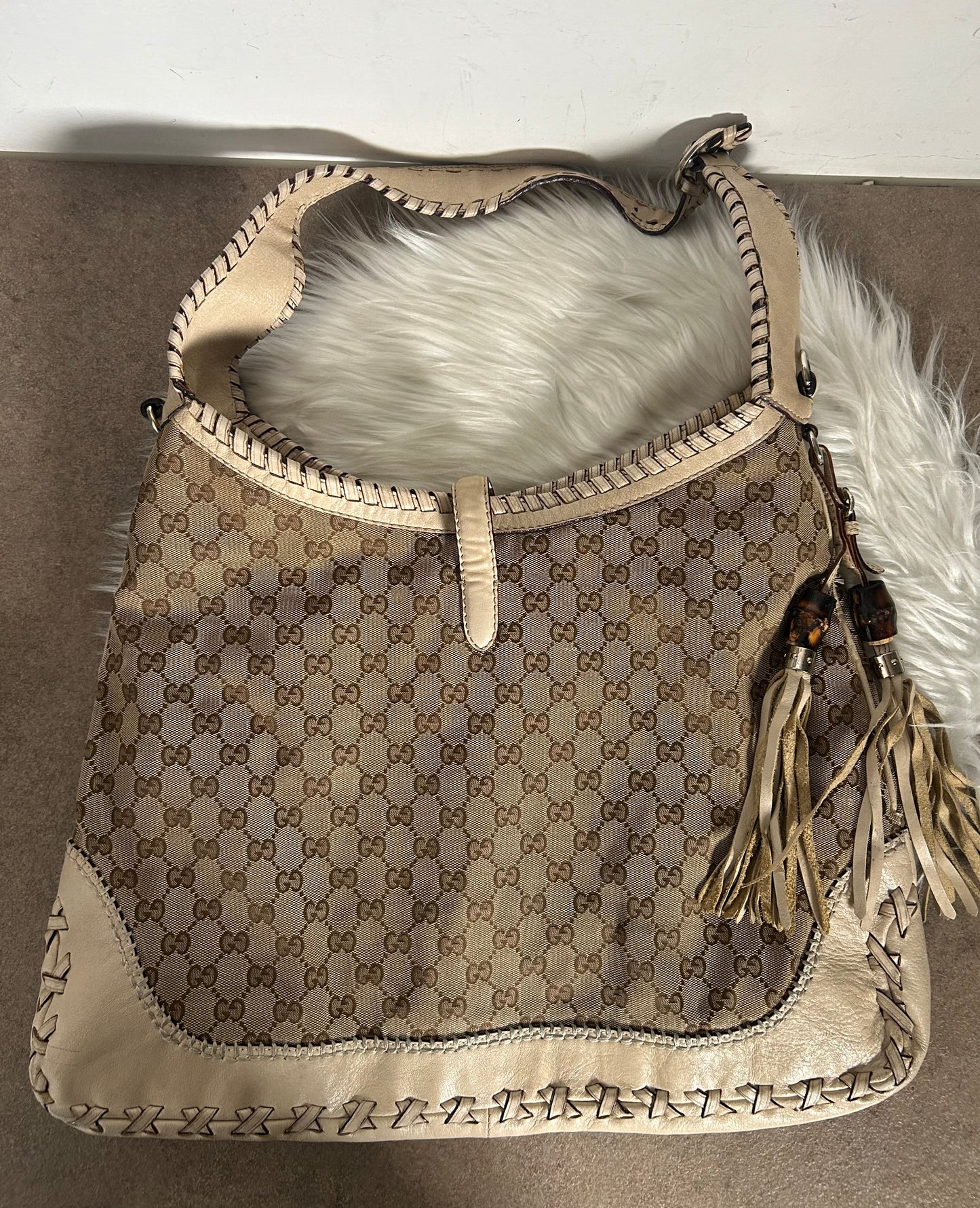 Gucci Jackie tote in monogram