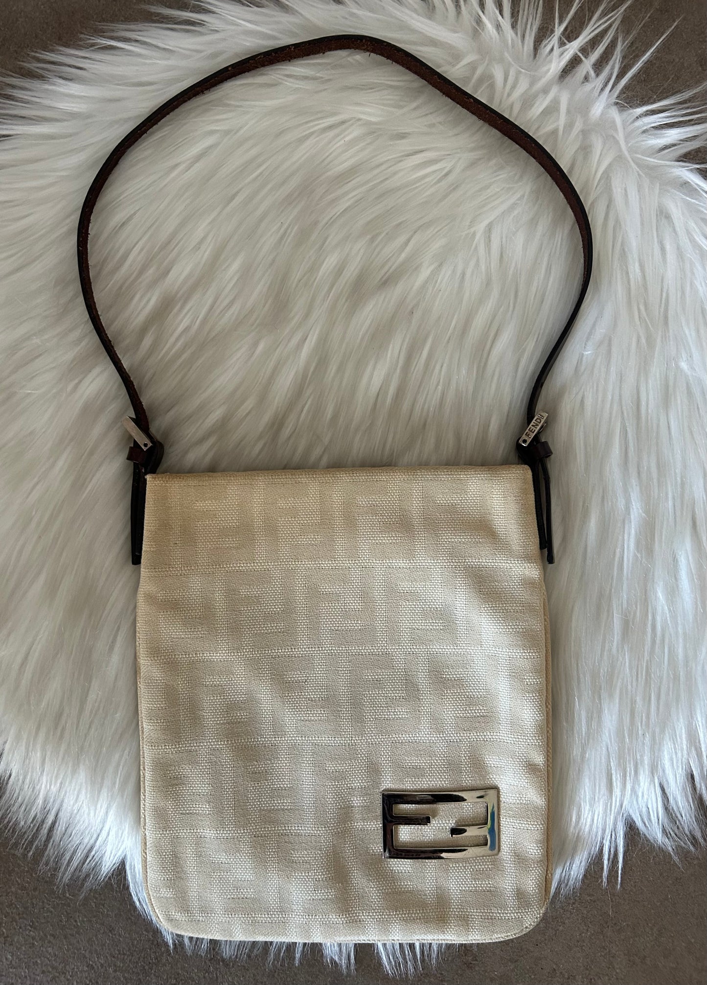 Fendi baguette zucca panna