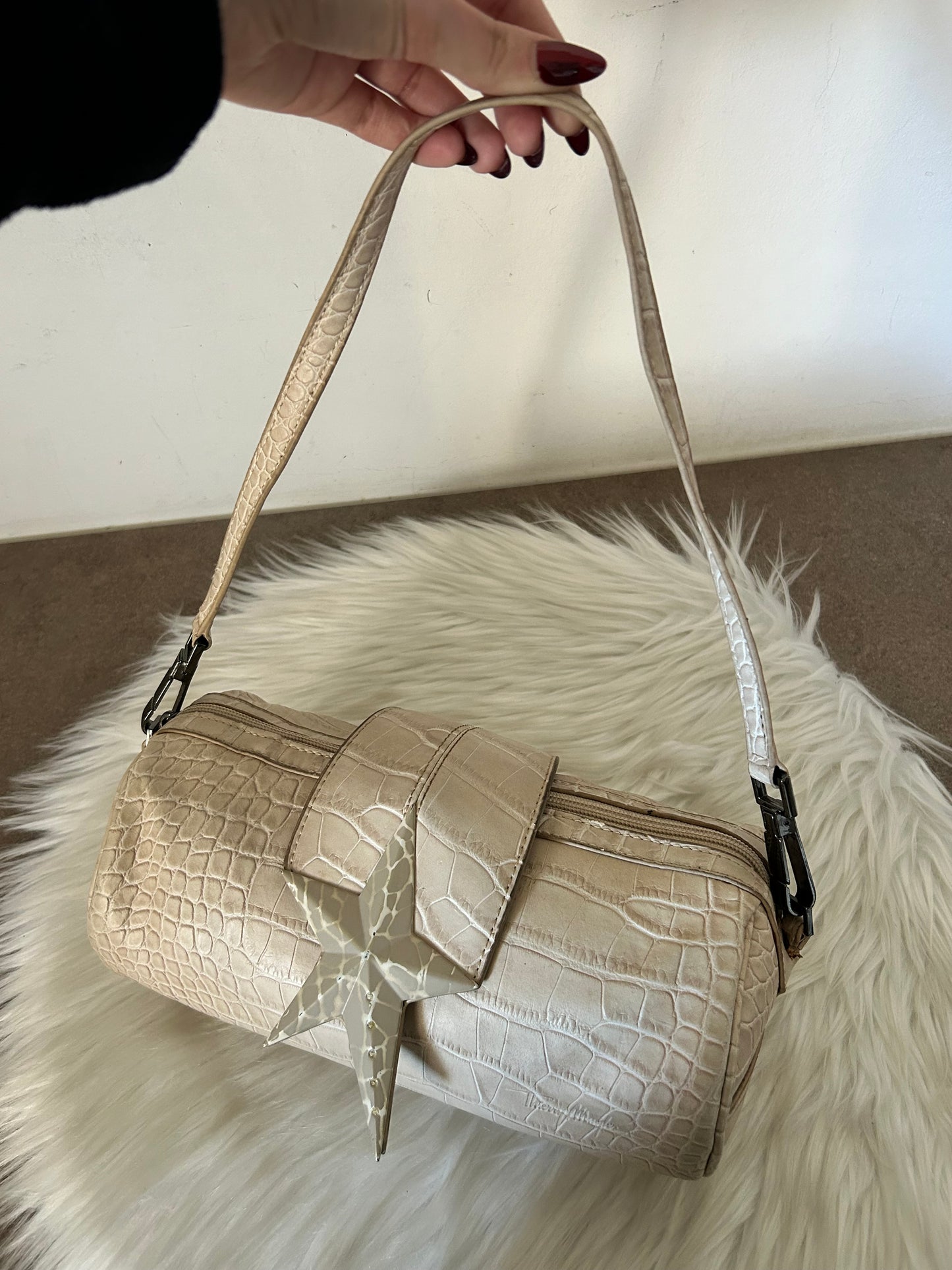 Borsa Thierry Mugler in similpelle di coccodrillo con portafoglio