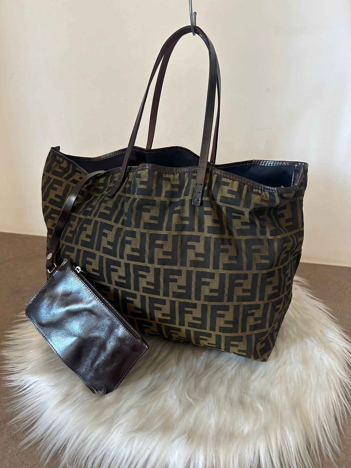 Fendi Roll Bag con pochette zucca
