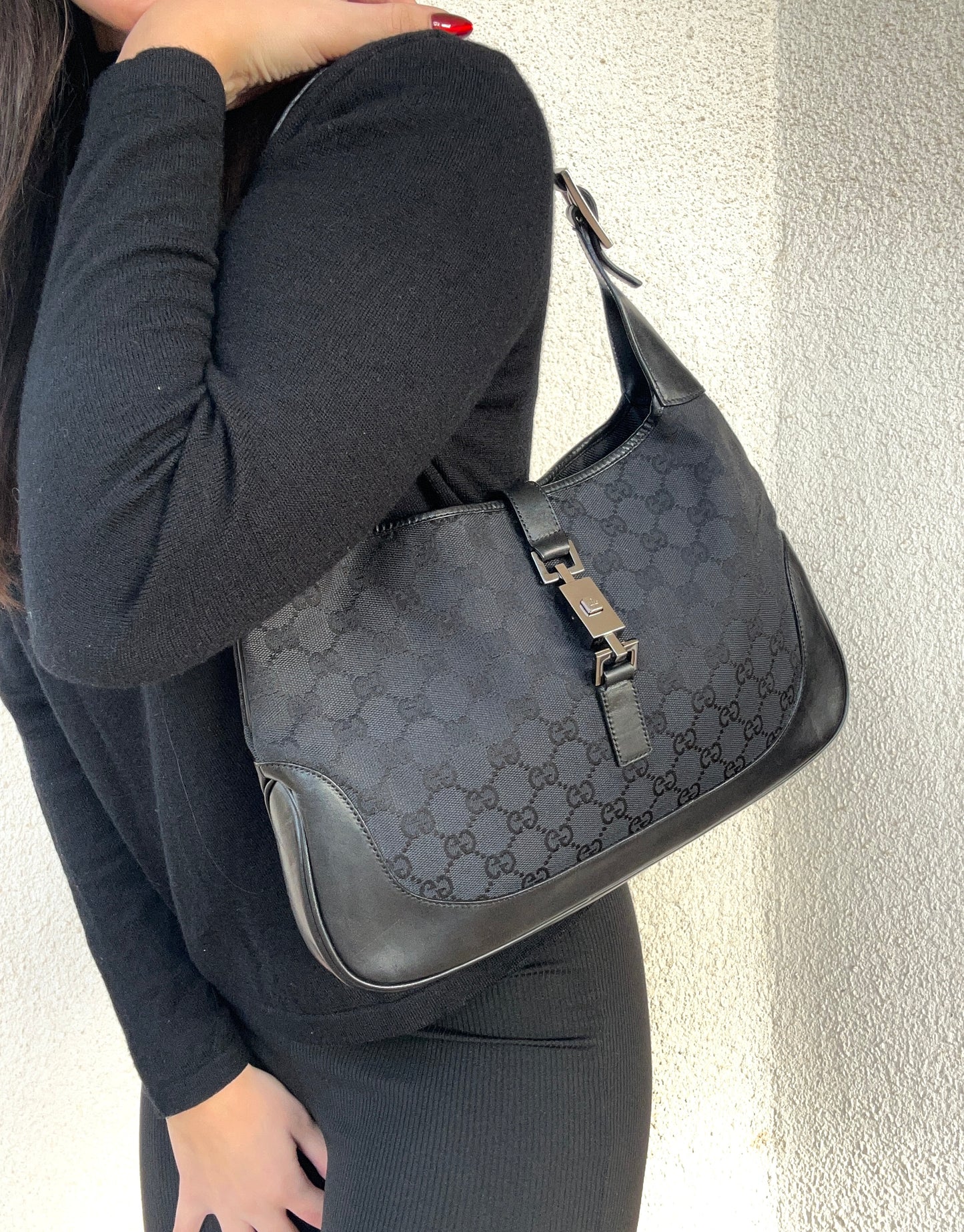 Gucci Jackie vintage taglia media in monogram nera