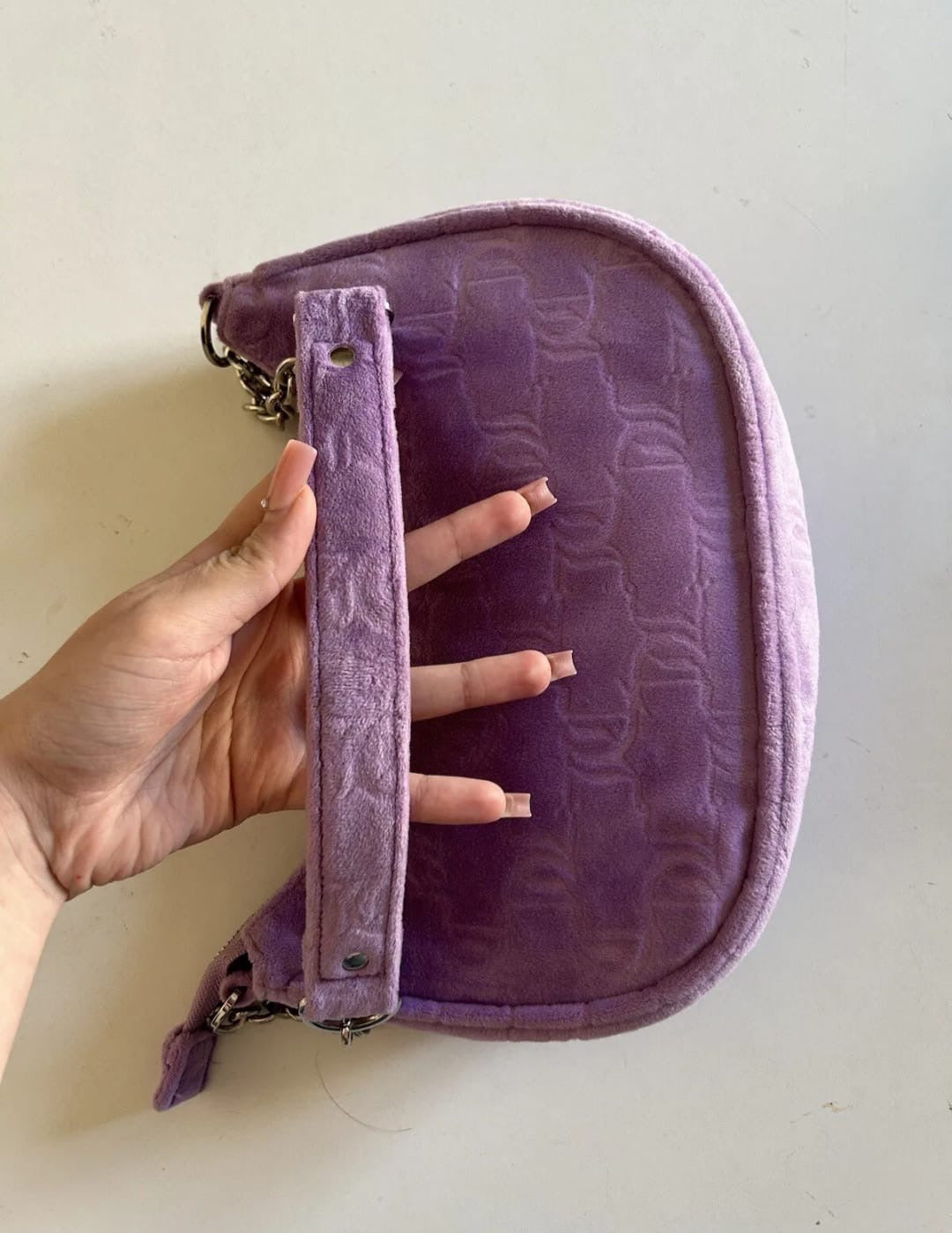 Borsa Juicy couture fluffy a spalla lilla