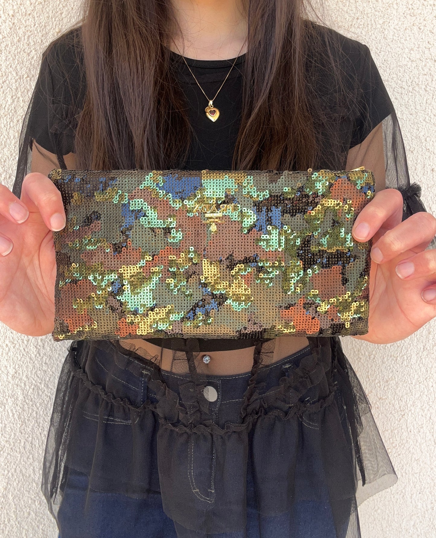 Prada Pochette con paillettes fantasia militare