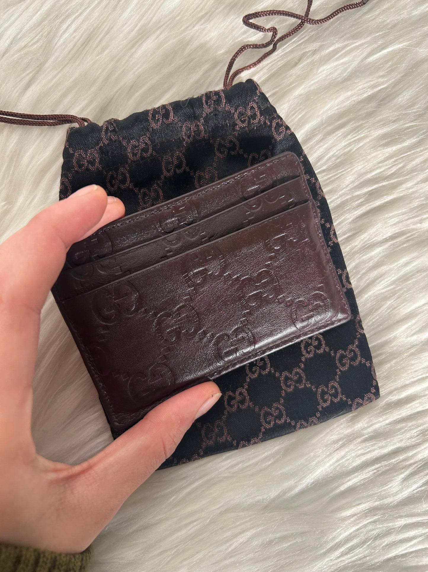 Portacarte Gucci in monogram con dust bag
