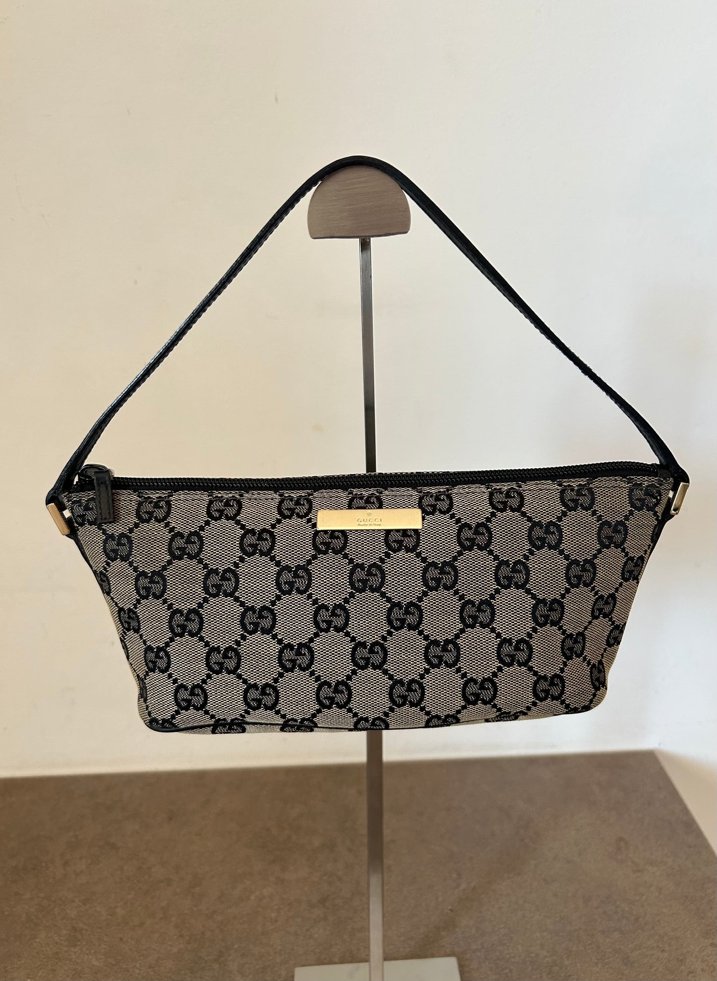 Gucci Boat in monogram