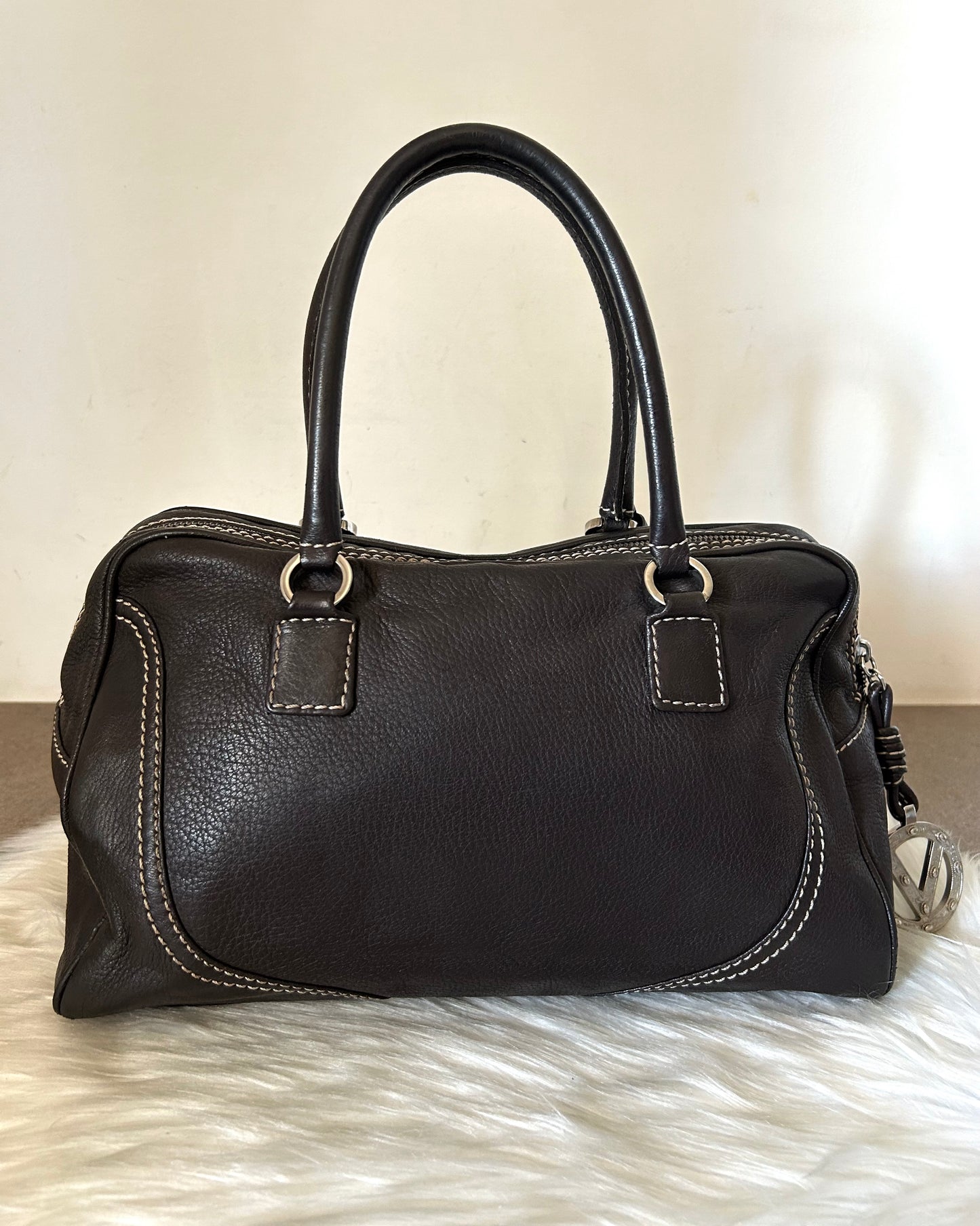 Bauletto Valentino Garavani in pelle marrone