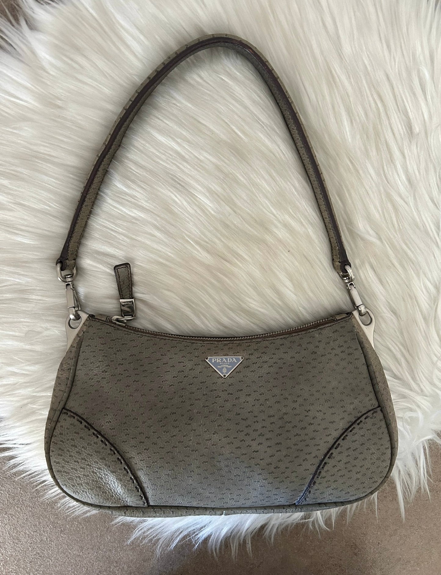 Prada Cleo in pelle di struzzo