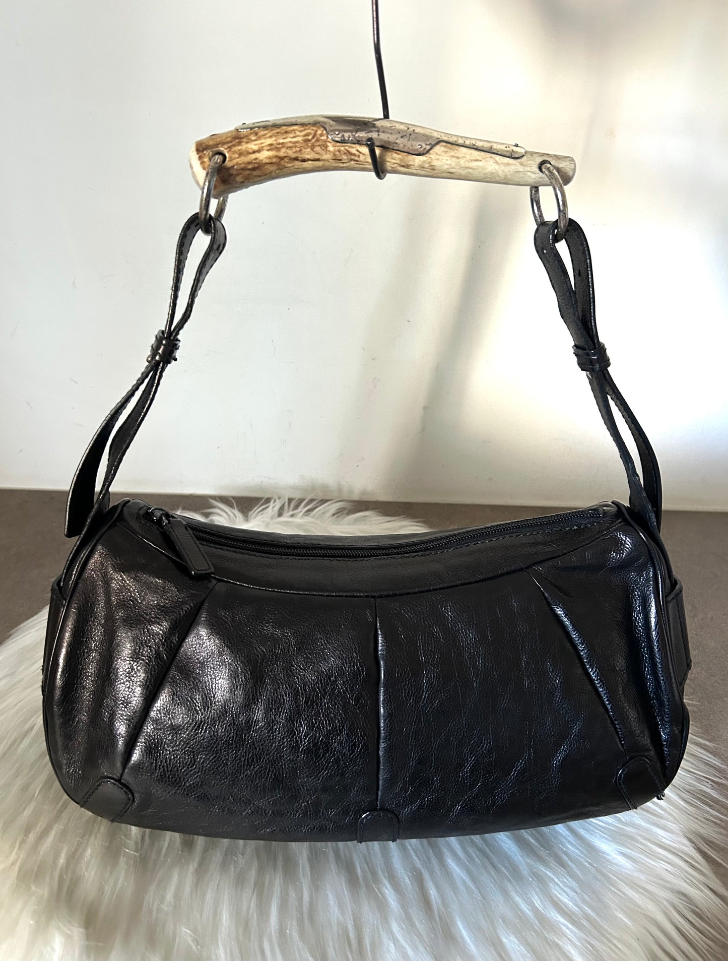 Yves Saint Laurent Mombasa in pelle nera