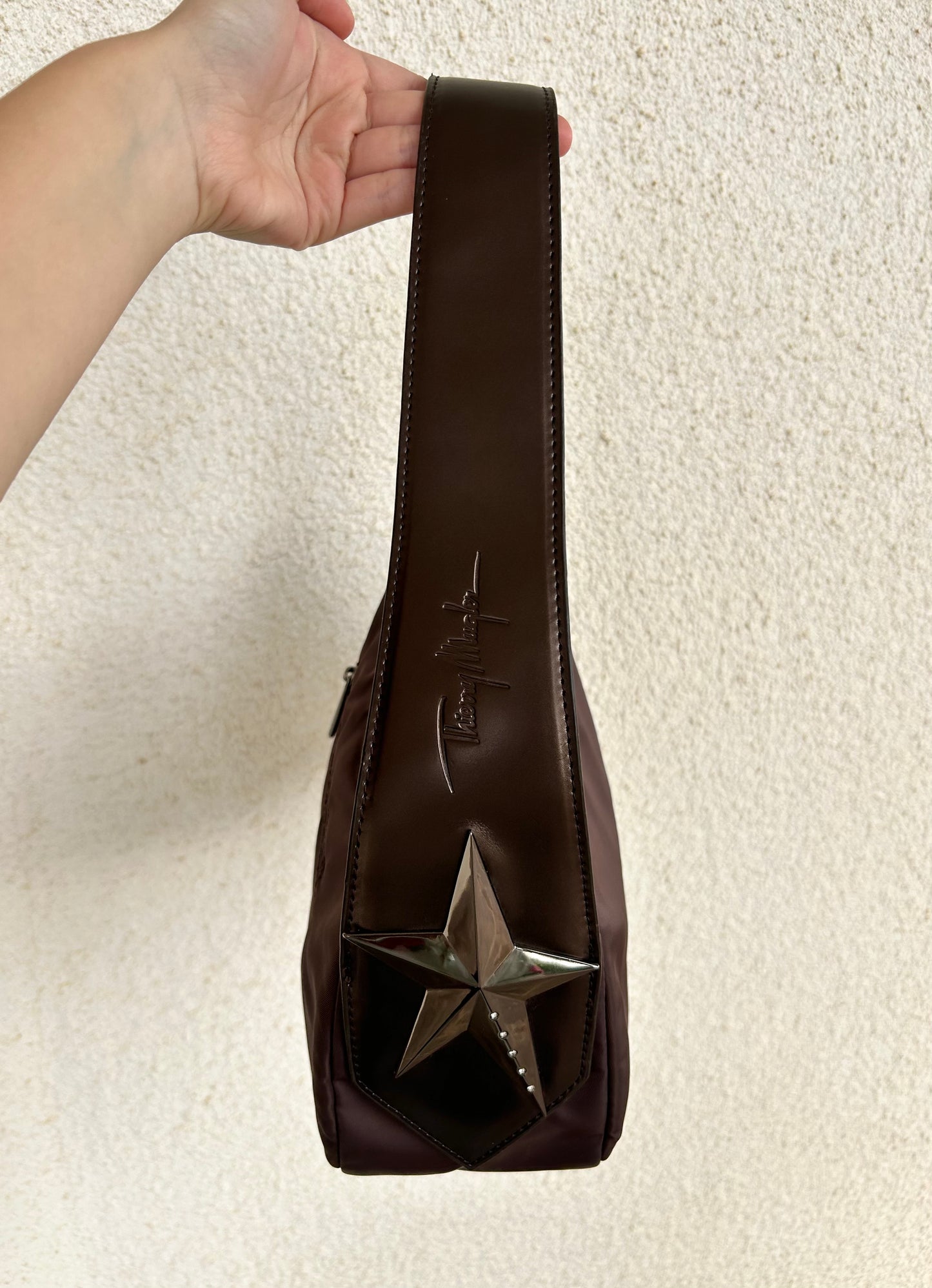 Thierry Mugler baguette cioccolato