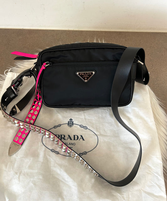 Prada Camera Bag in nylon e pelle con borchie - rarissima