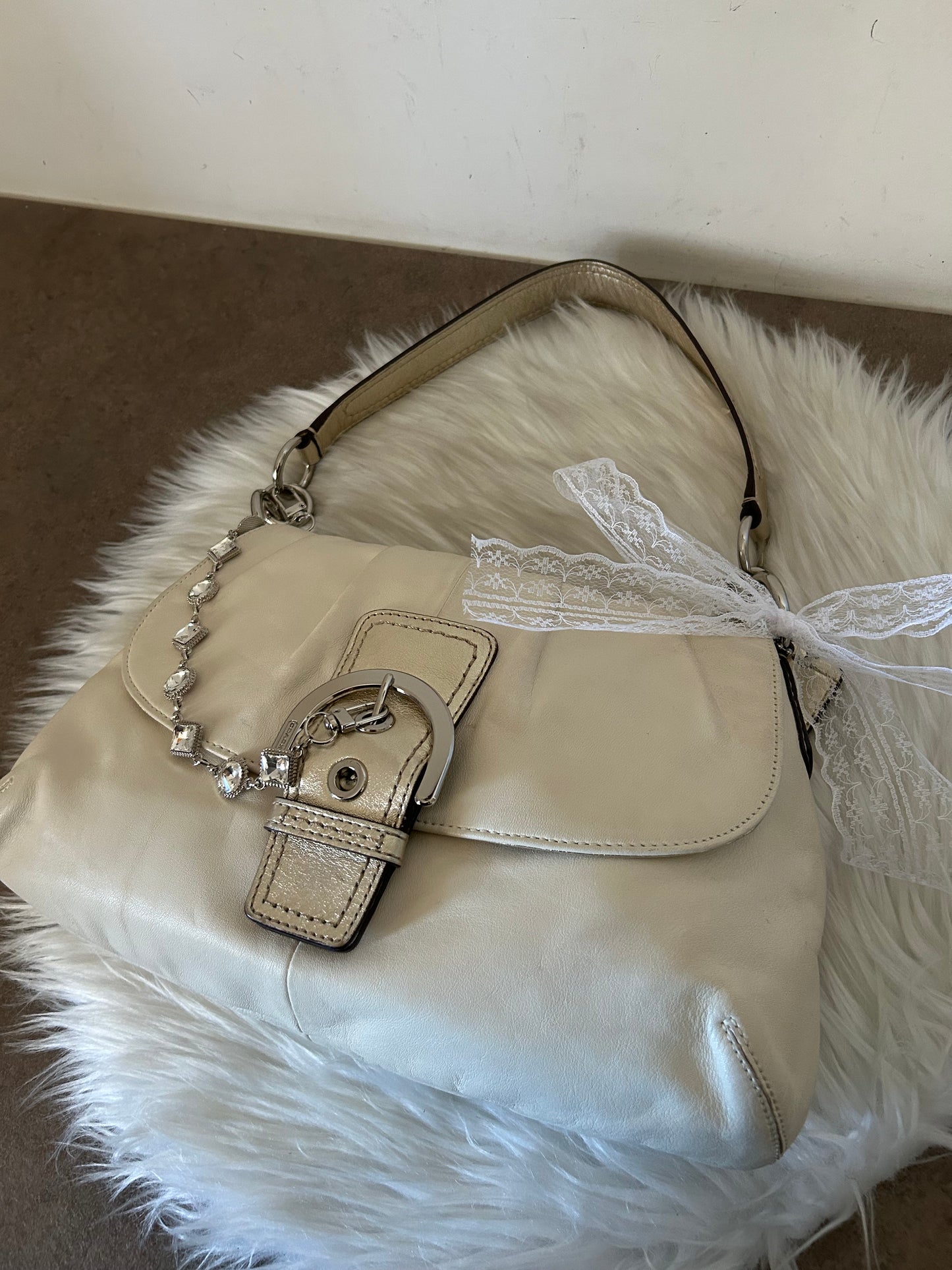 Coach Signature Sufflette in pelle
