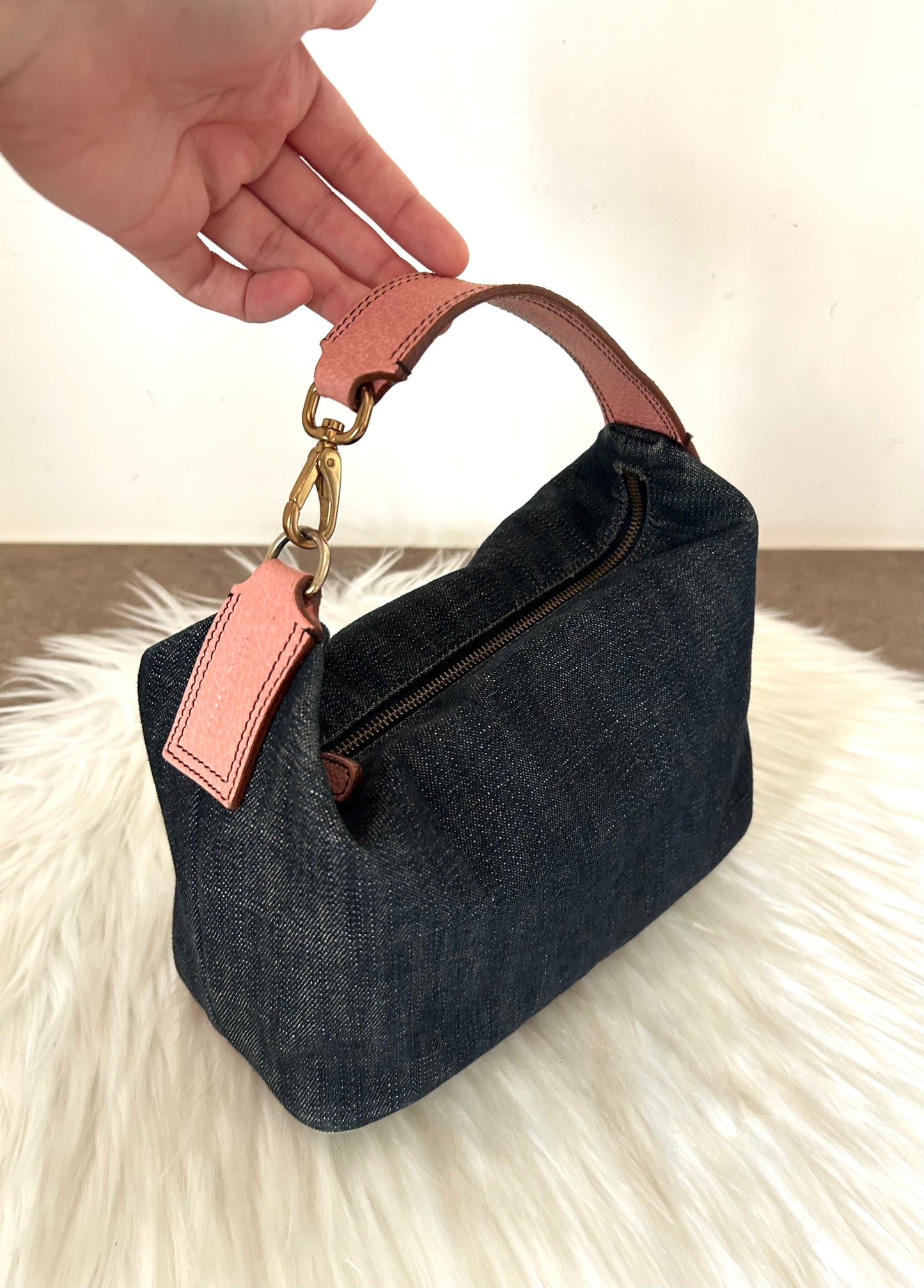 Miu Miu pochette in denim