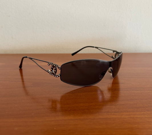 Occhiali da sole Chanel vintage con Swarovski