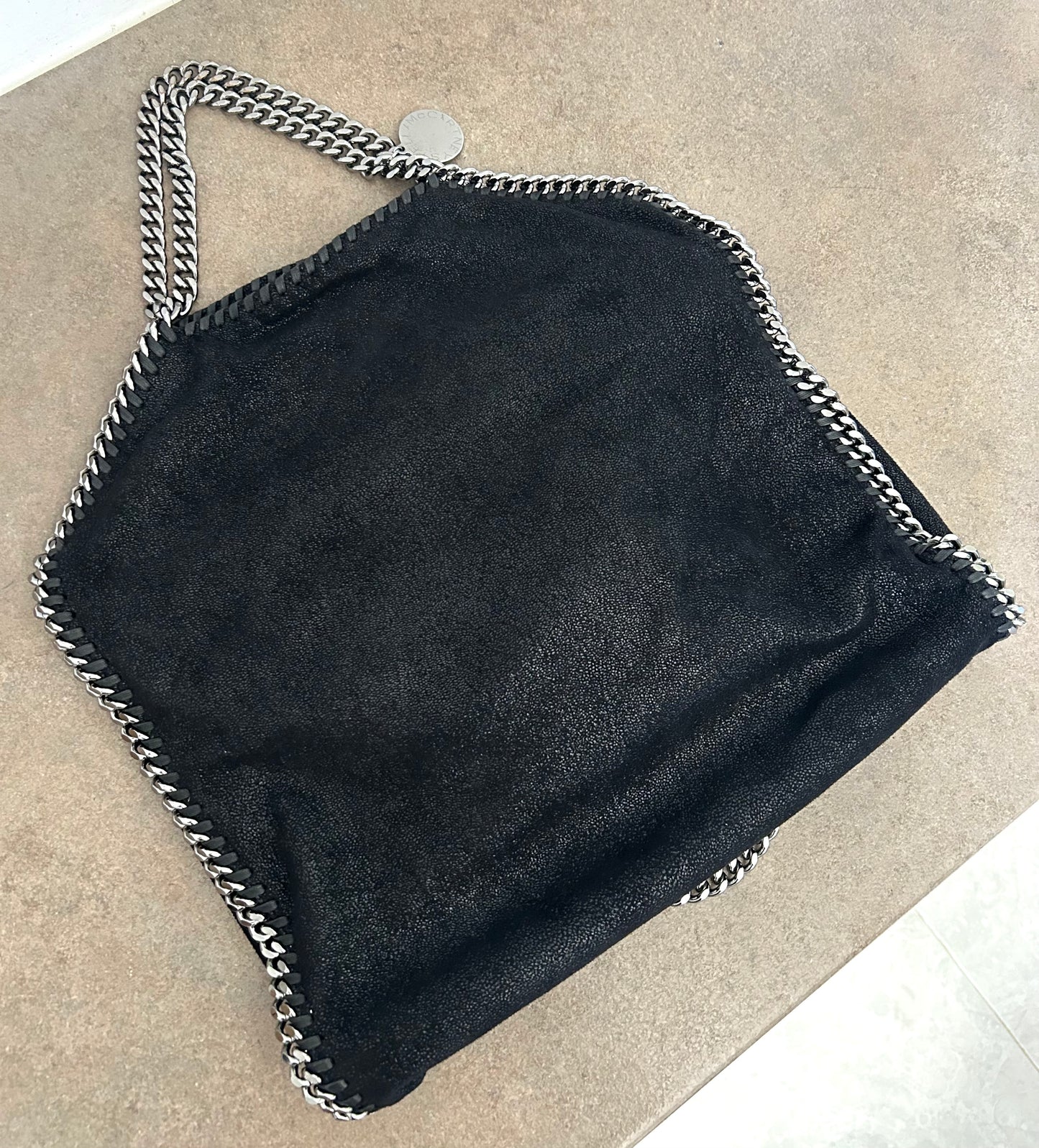 Falabella Stella McCartney nera a tre catene