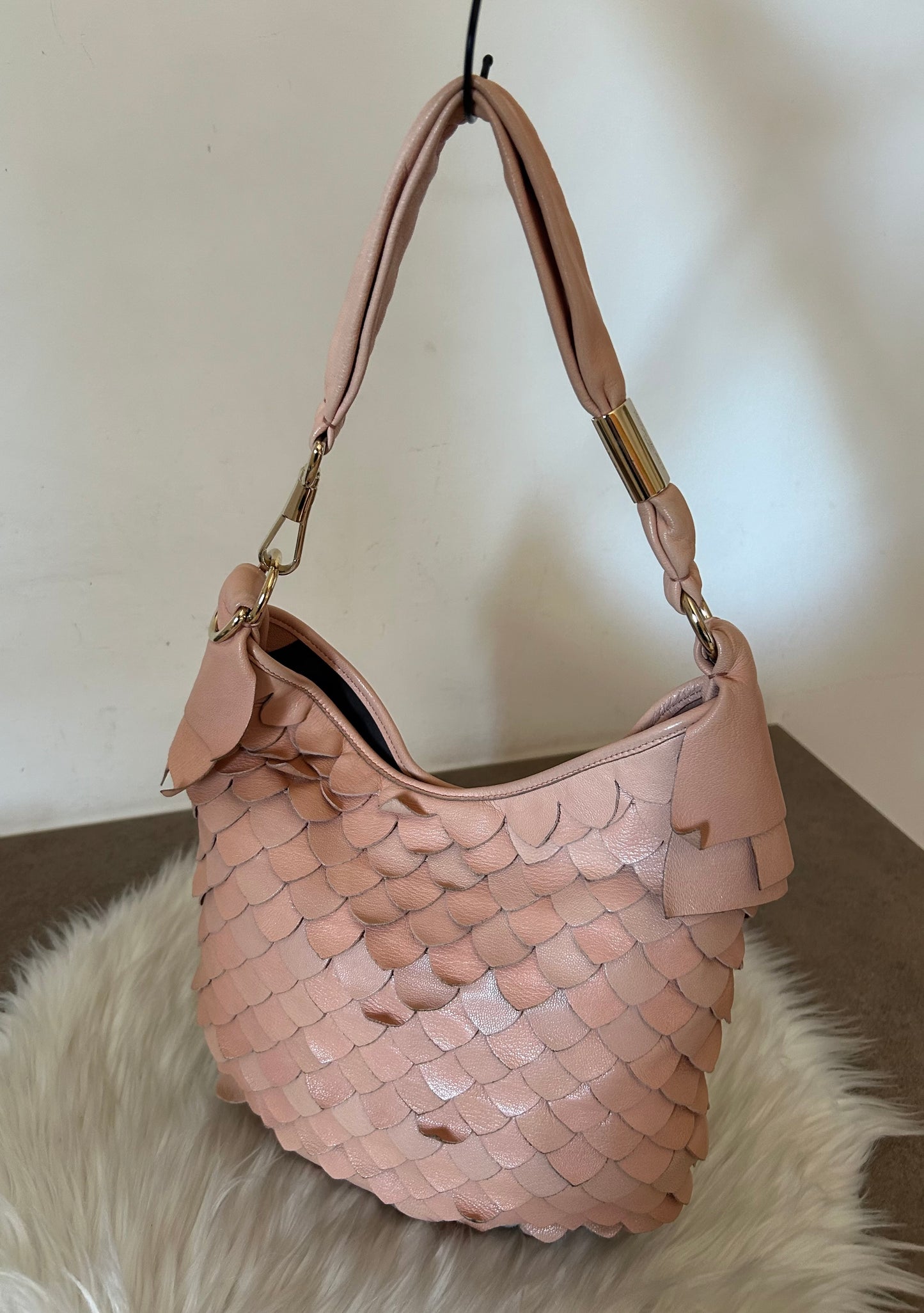 Yves Saint Laurent Mombasa Petal Bag rosa