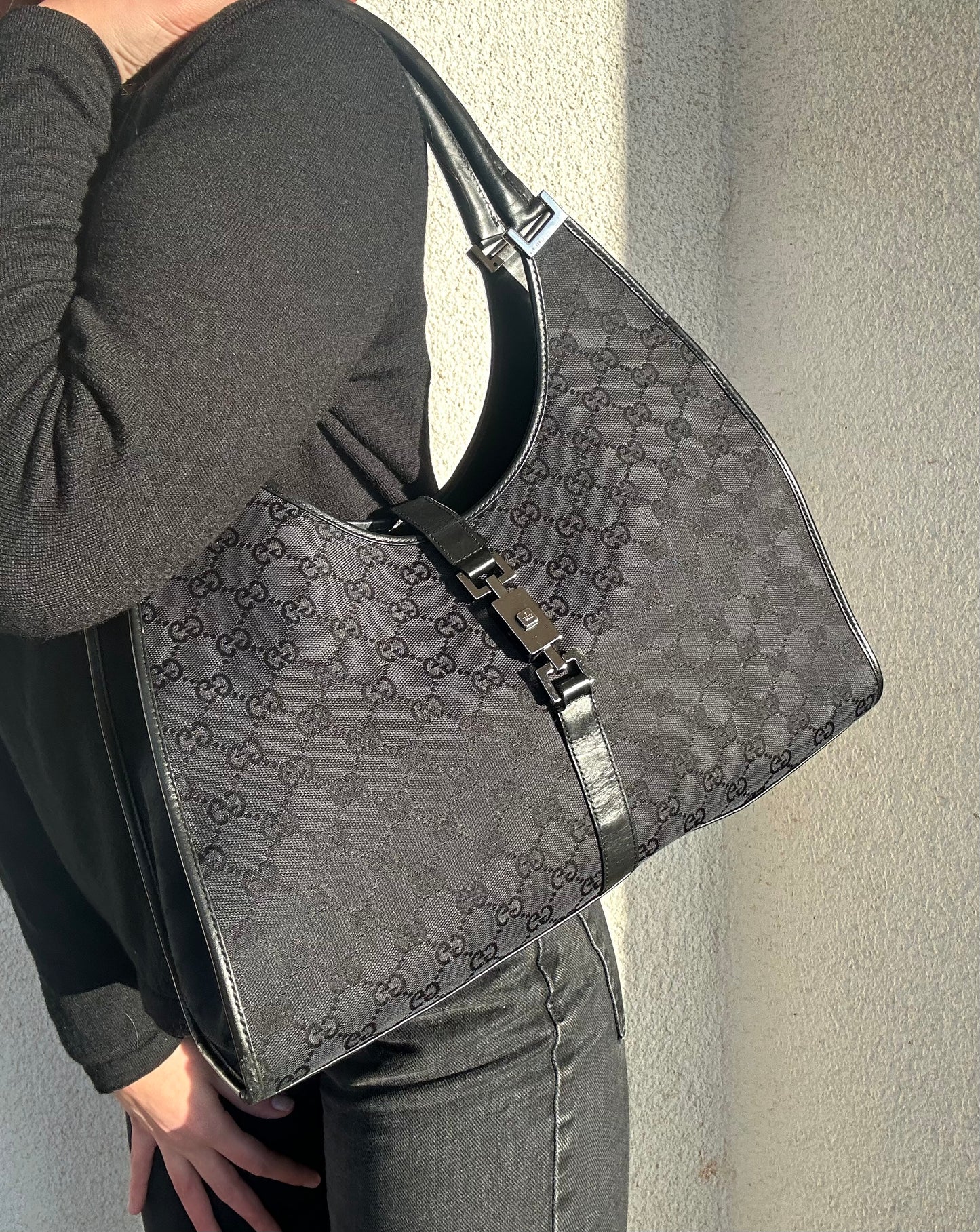 Gucci Jackie nera in monogram