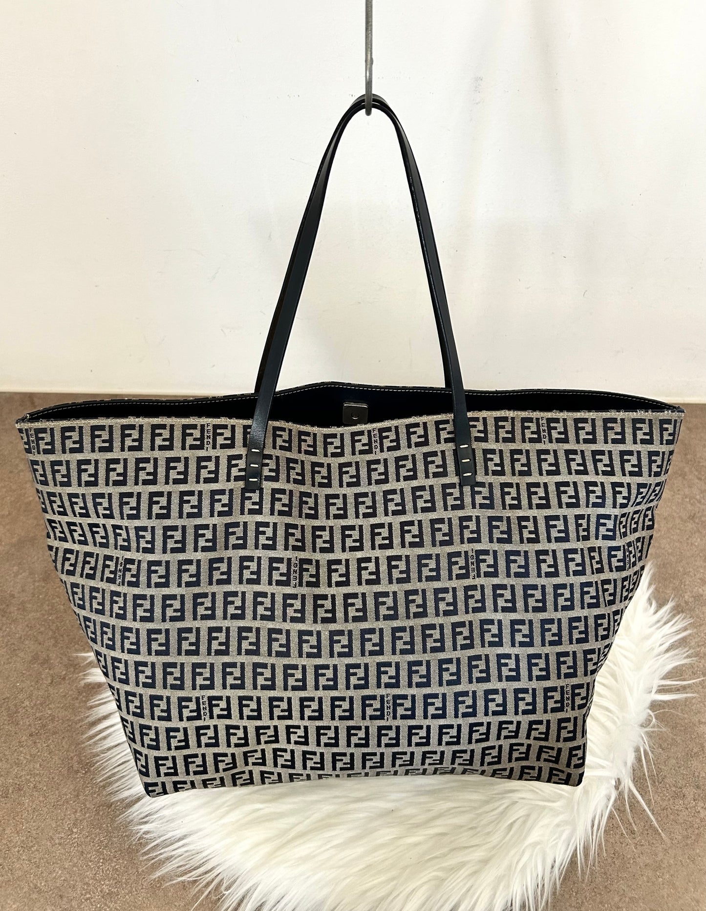 Fendi Roll Bag zucchino