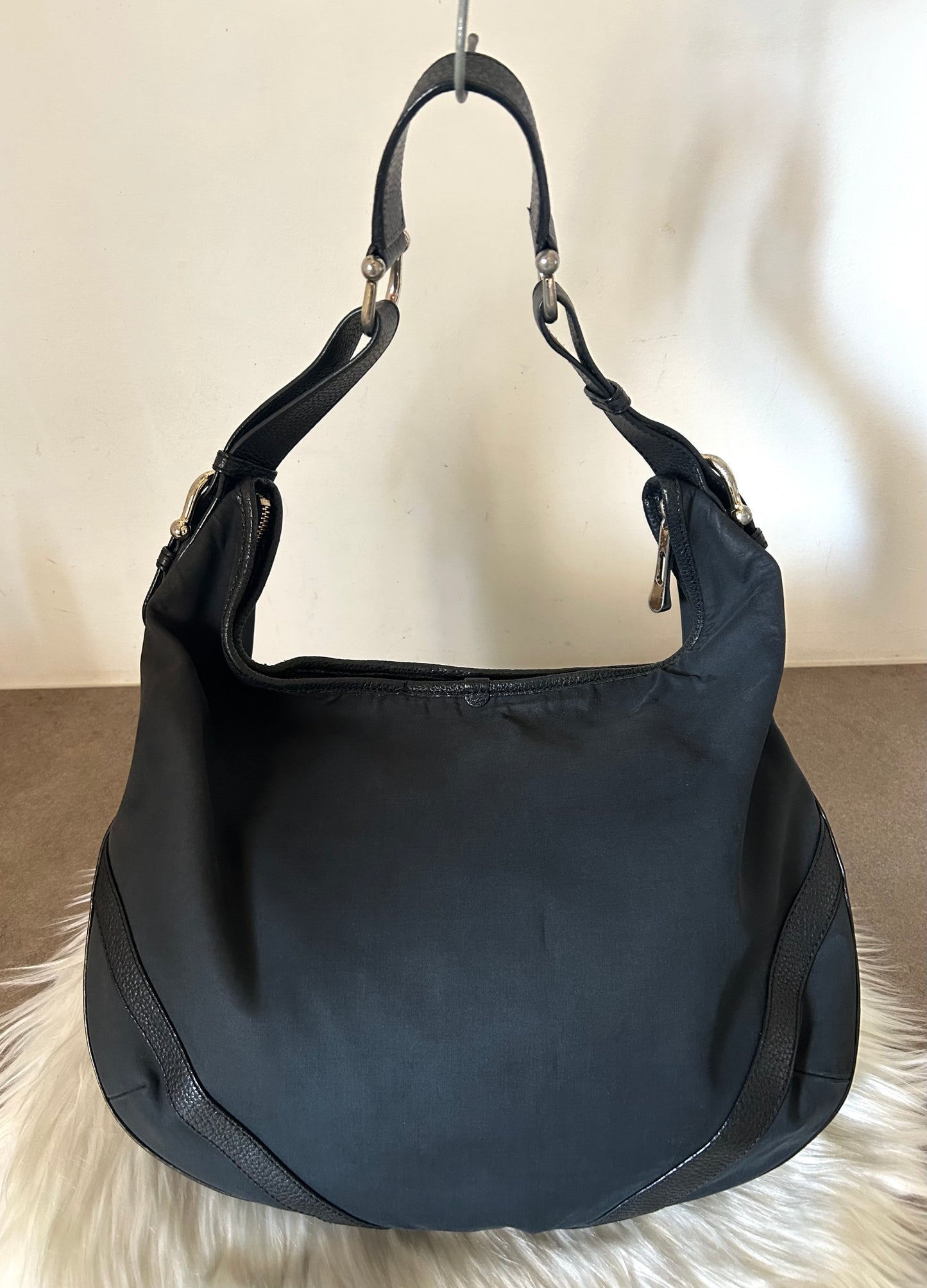 Burberry tote bag logata