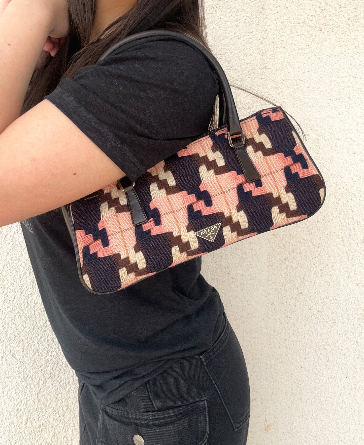 Prada mini tote con motivo geometrico