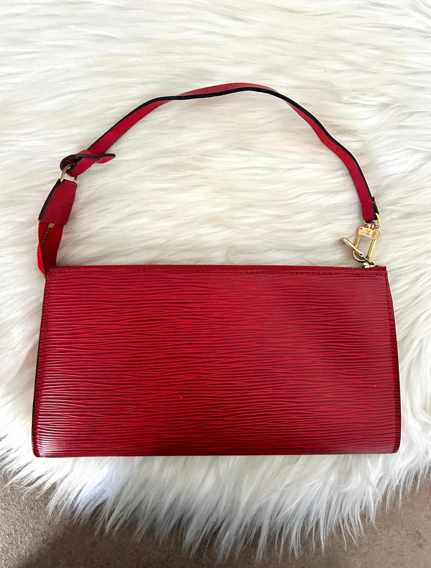 Louis Vuitton Pochette Acccessoire Epi rossa