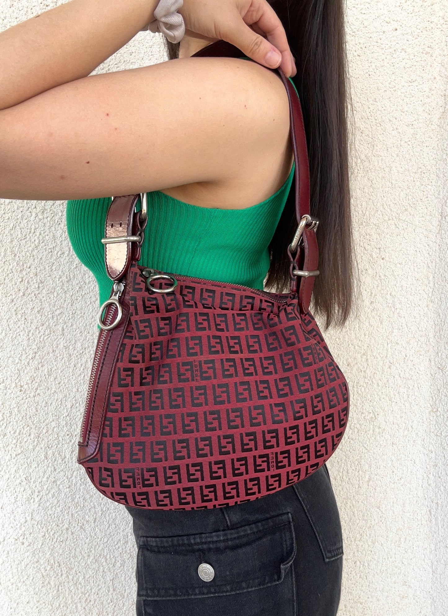 Fendi Oyster rarissima in pelle intagliata e monogram zucchino