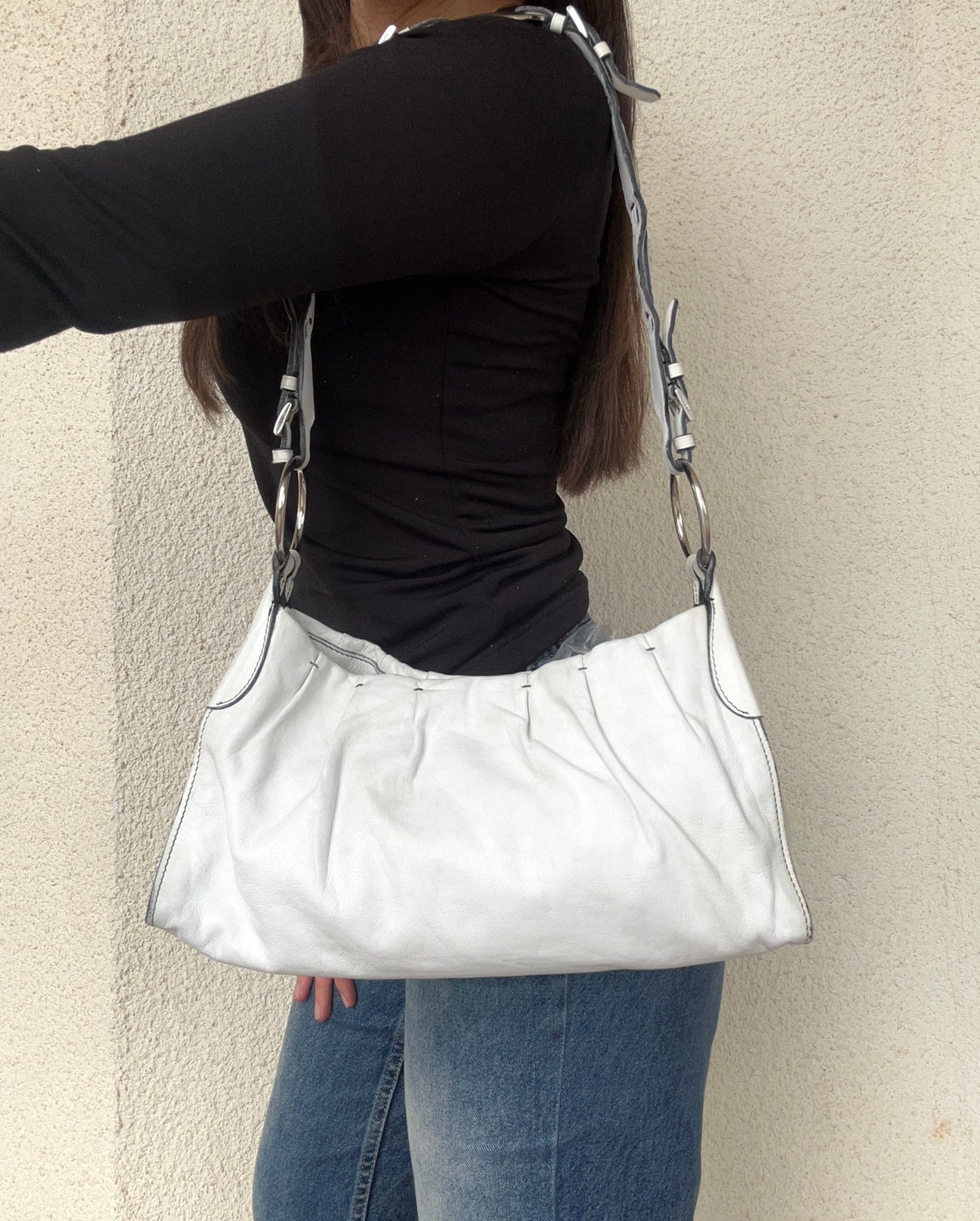 Prada baguette in pelle bianca