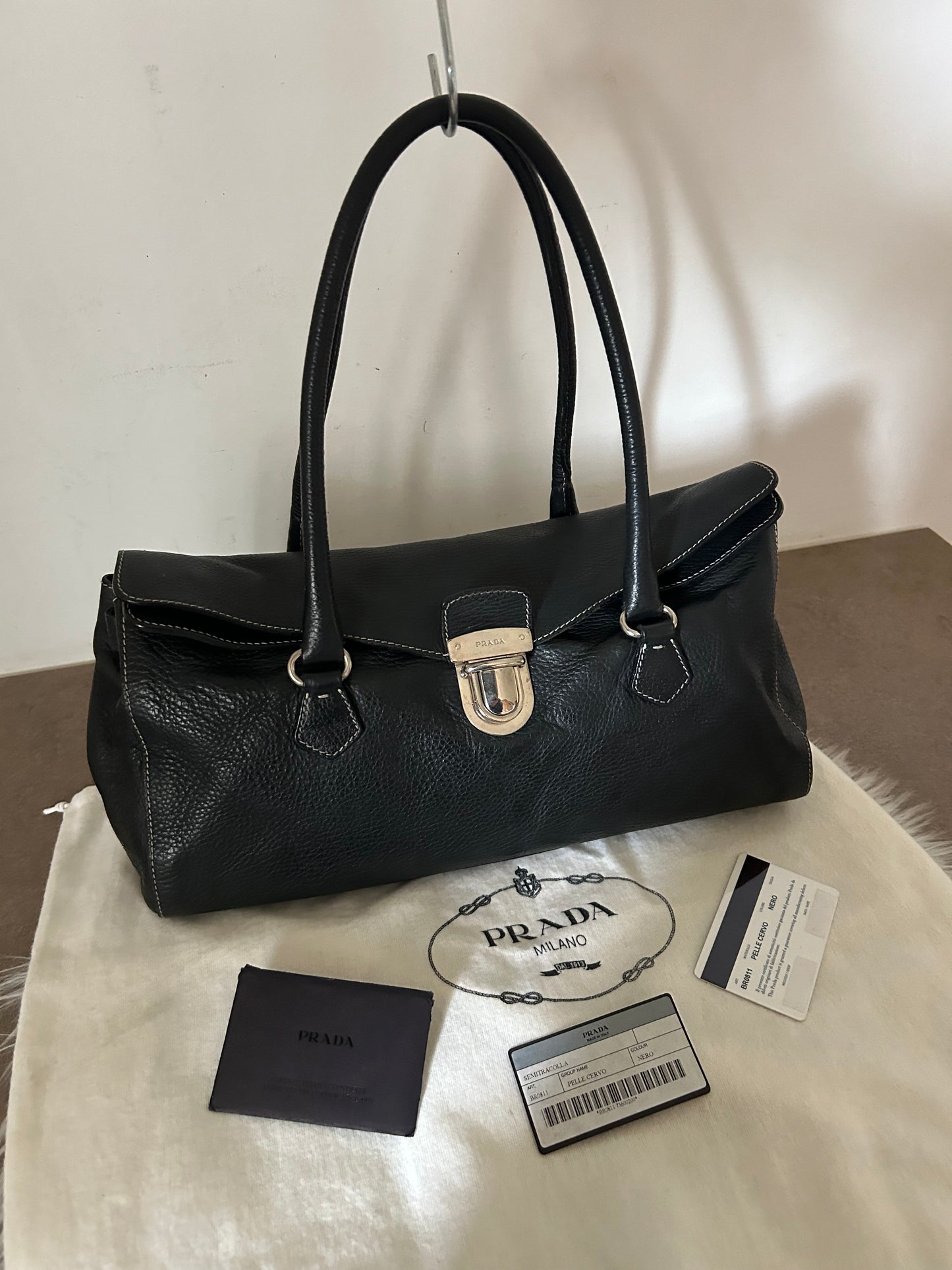 Prada tote in pelle nera