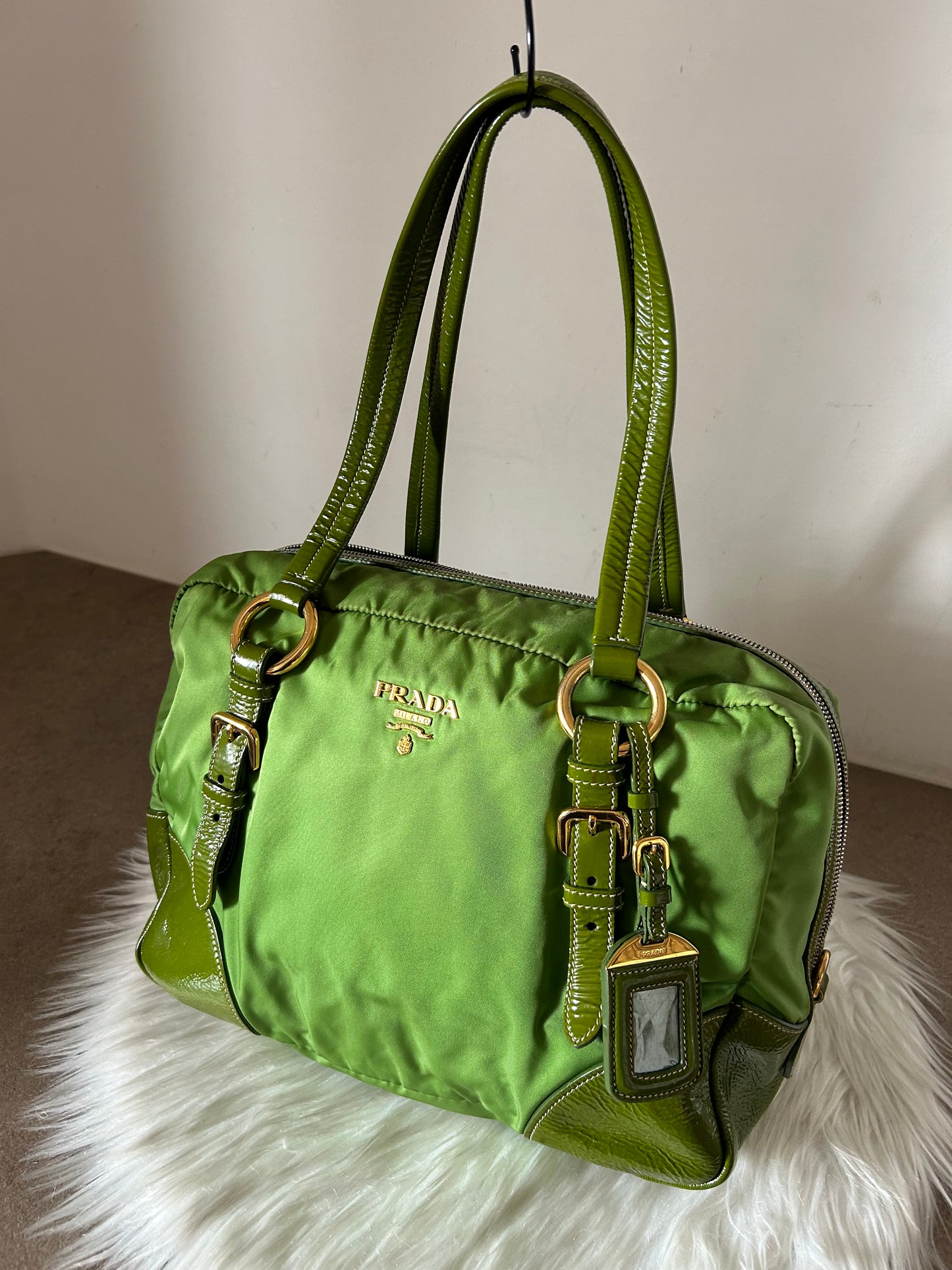 Prada bauletto verde
