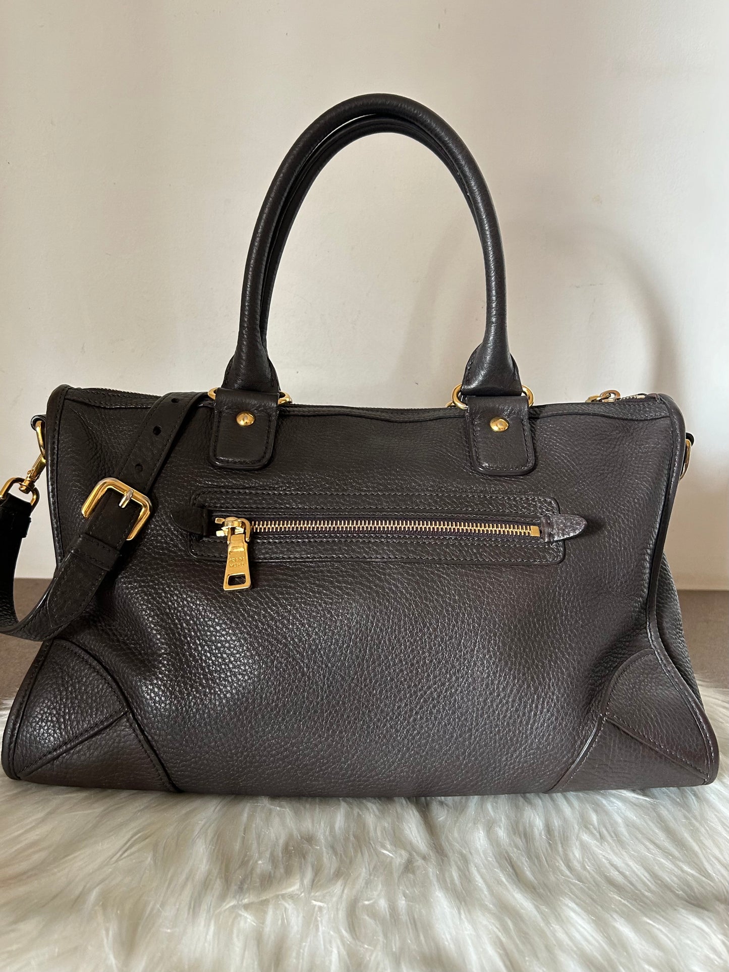 Prada bauletto in pelle marrone