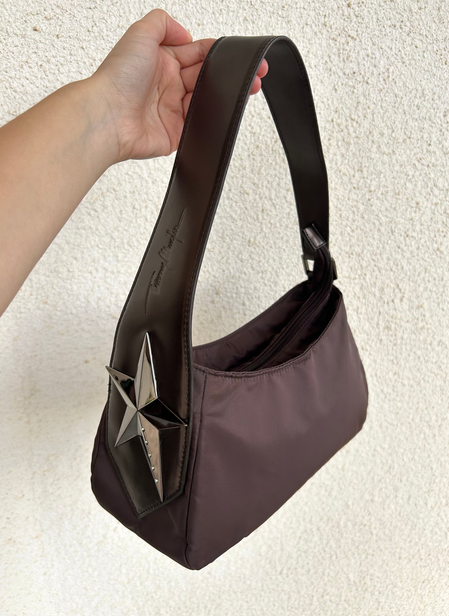 Thierry Mugler baguette cioccolato