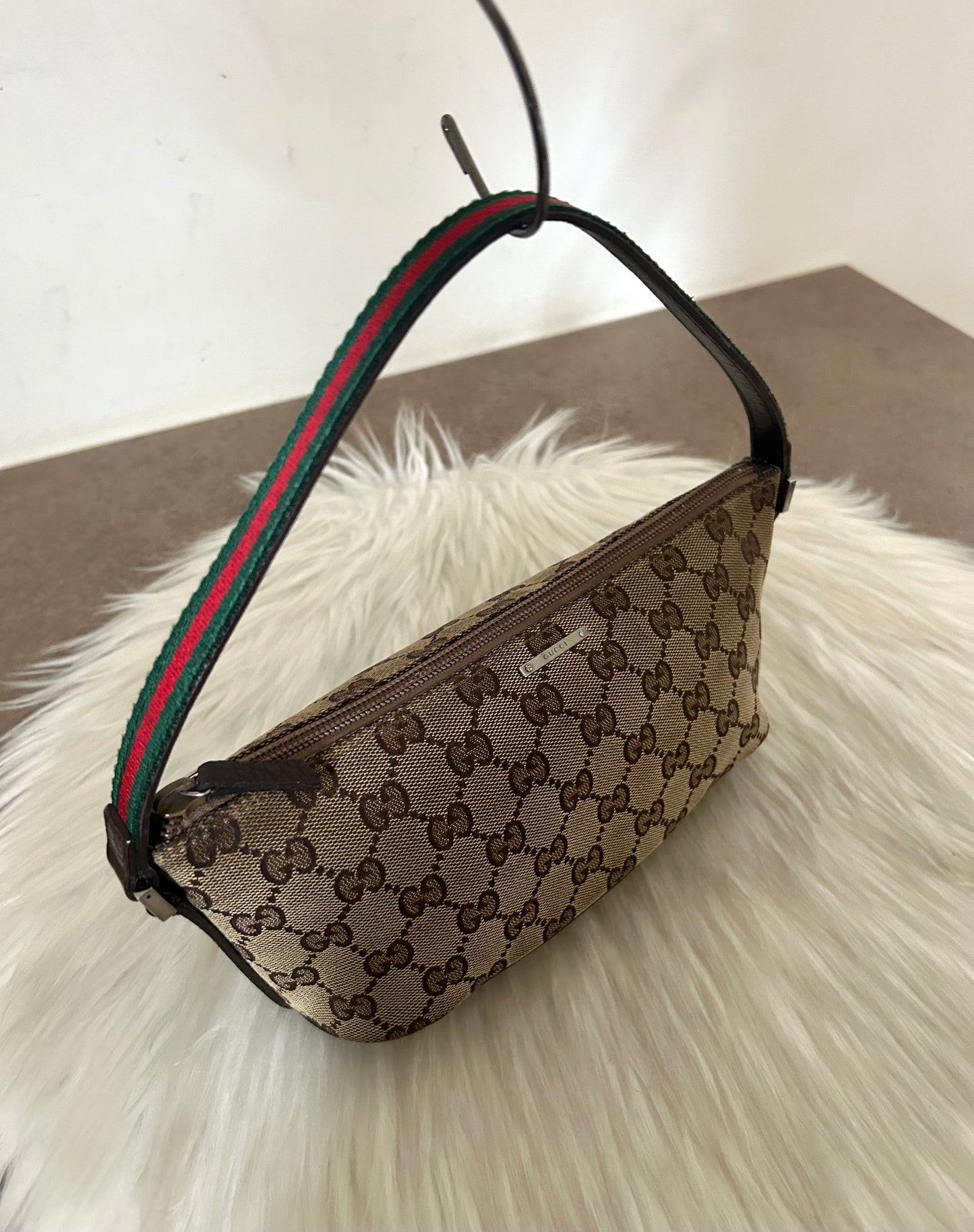 Gucci Boat in monogram