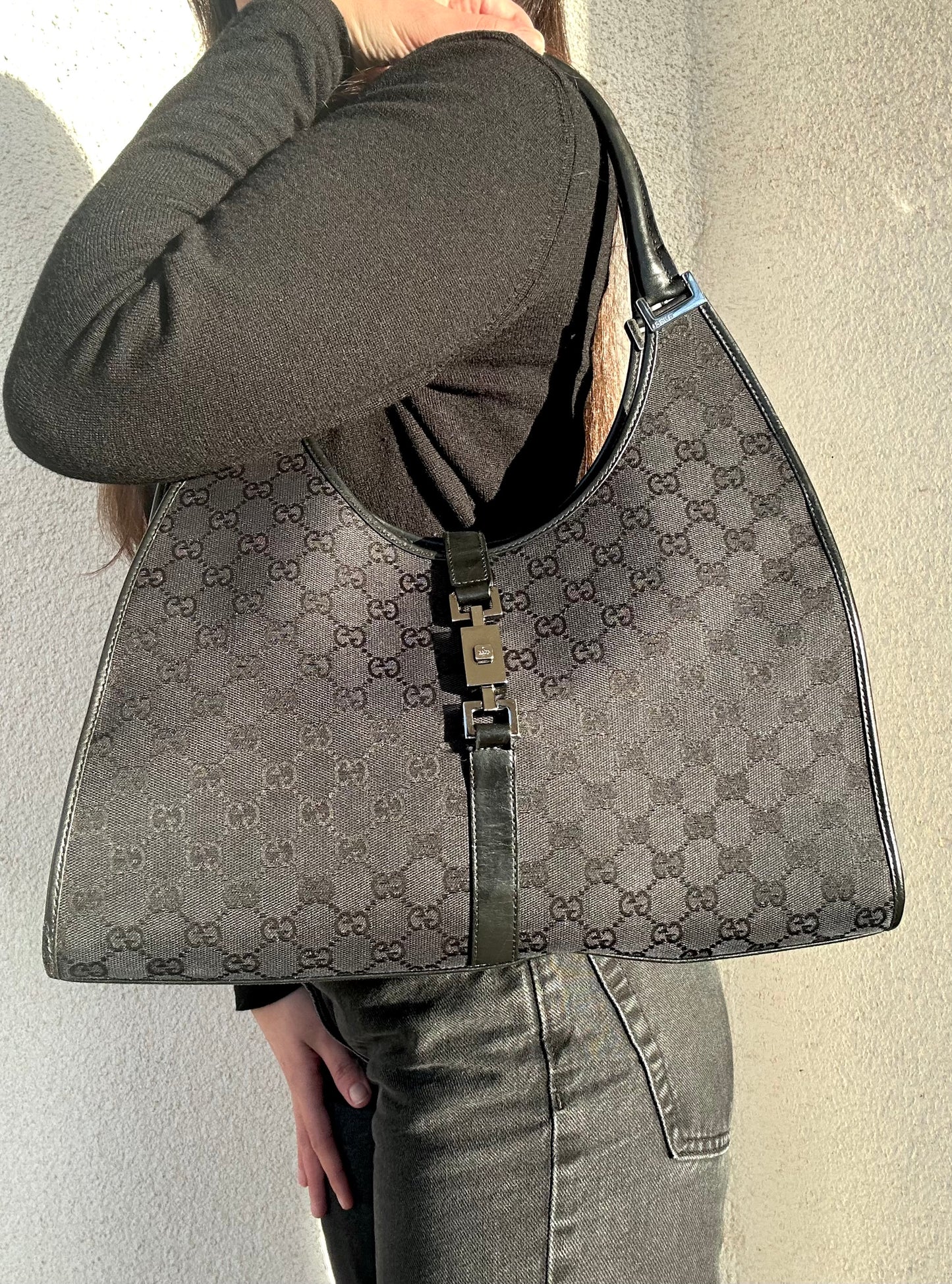 Gucci Jackie nera in monogram