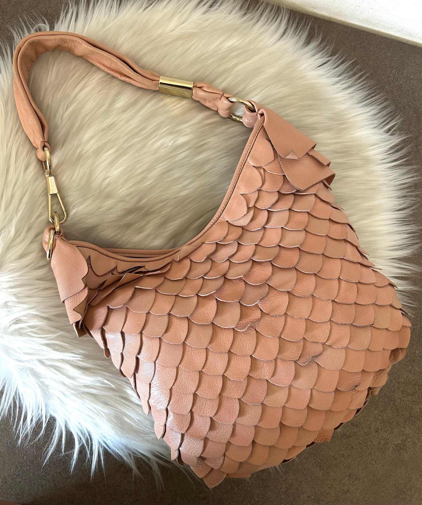 Yves Saint Laurent Mombasa Petal Bag rosa