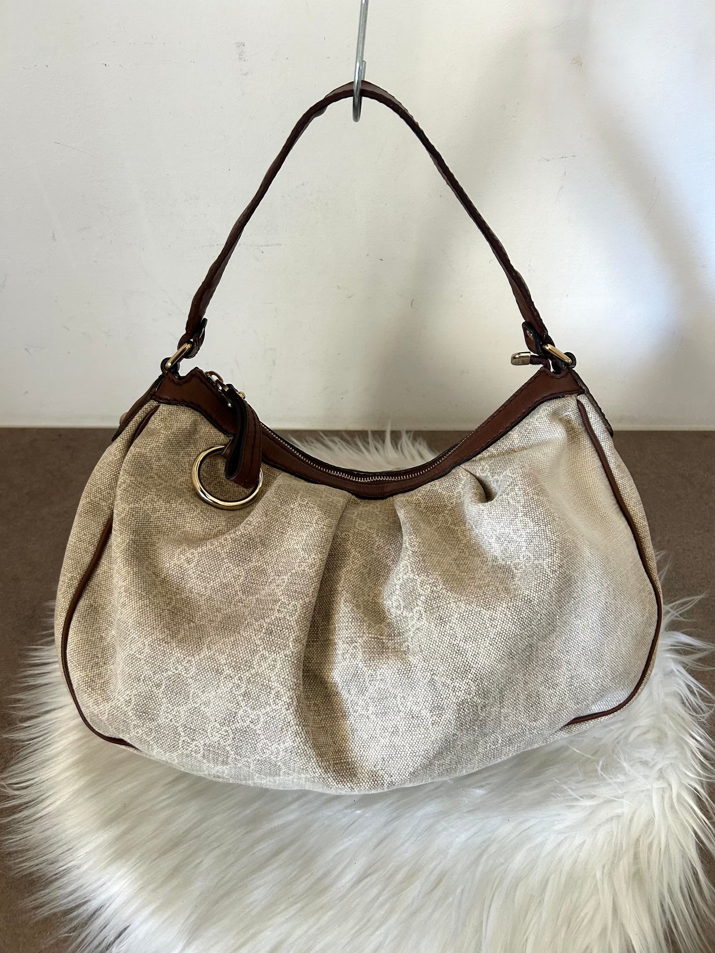 Gucci Suckey in monogram