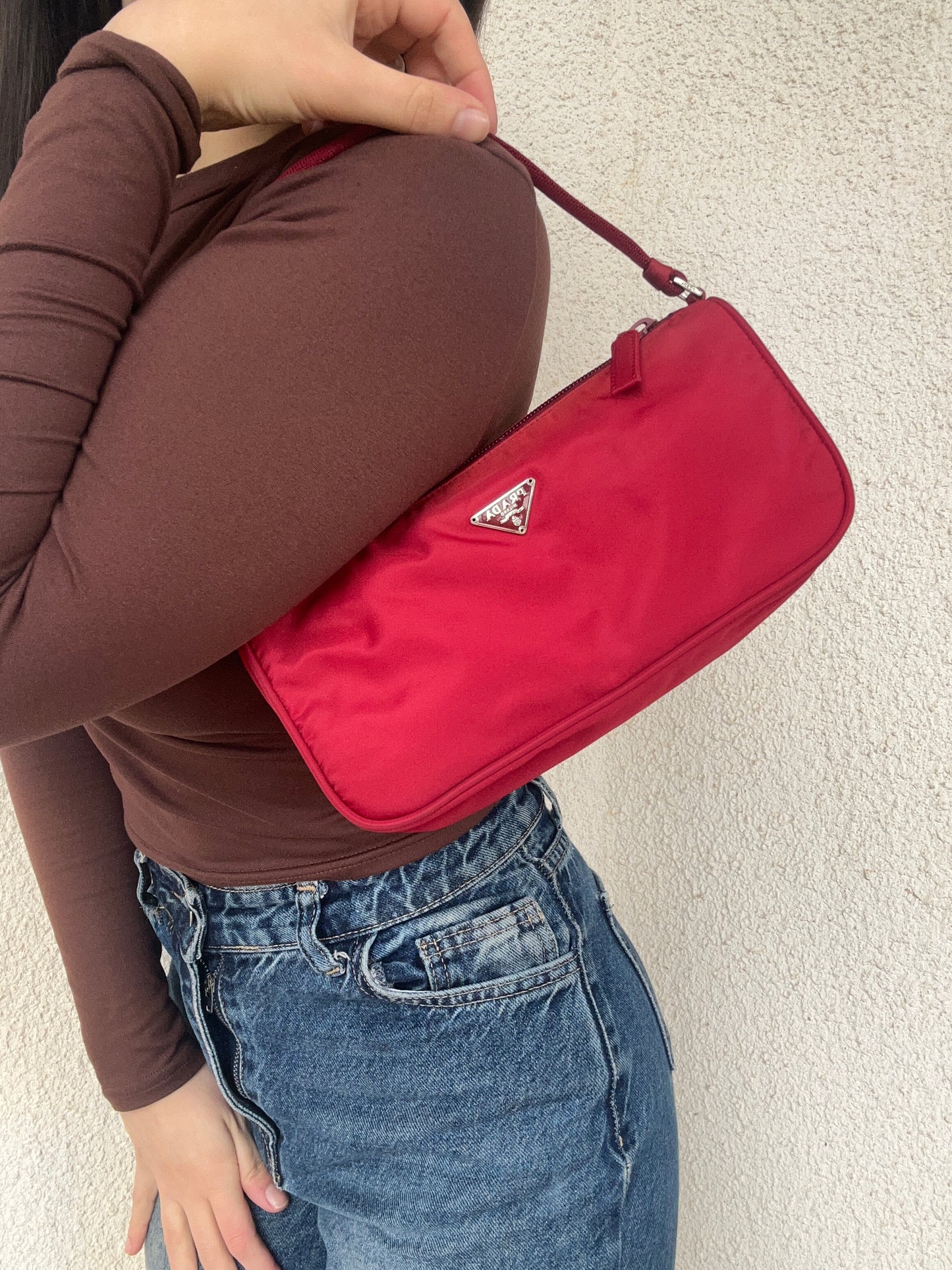 Prada baguette bordeaux in nylon