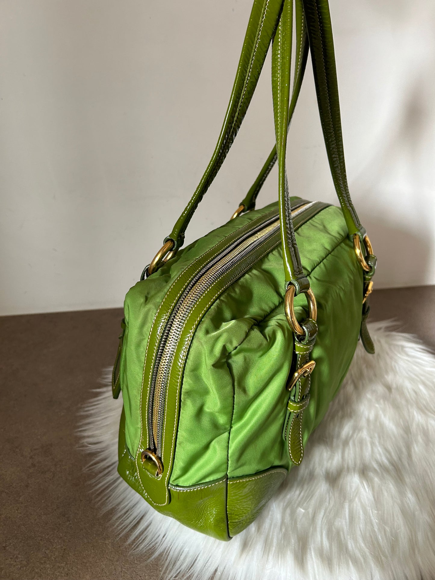 Prada bauletto verde