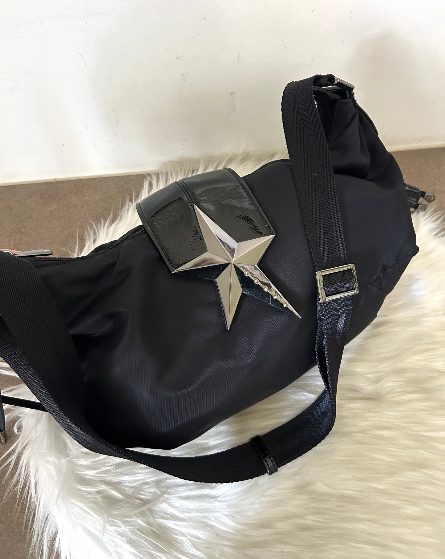 Thierry Mugler baguette