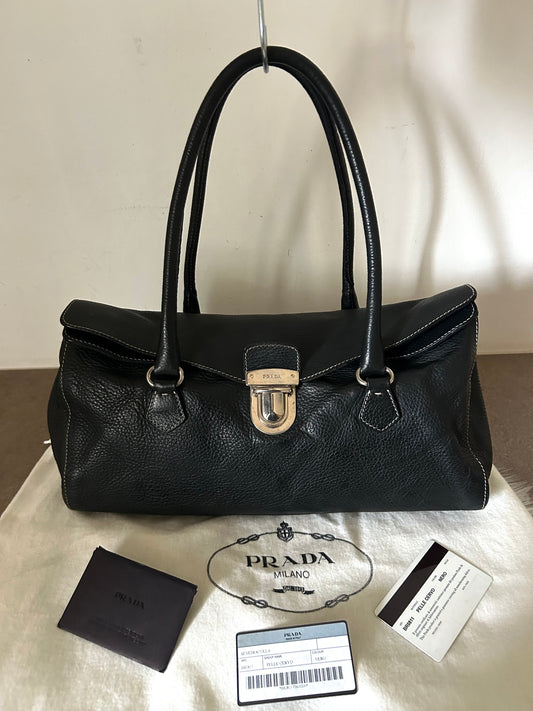 Prada tote in pelle nera